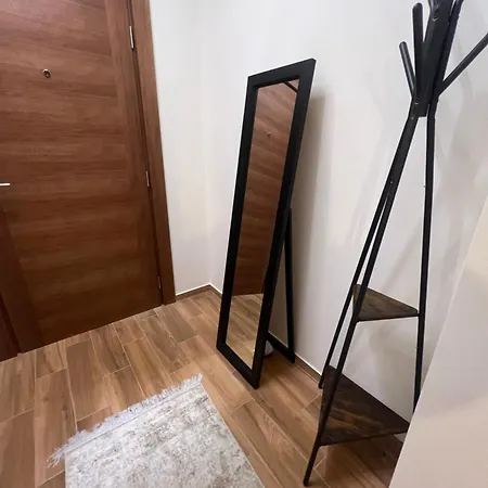 Aura Lägenhet Čačak